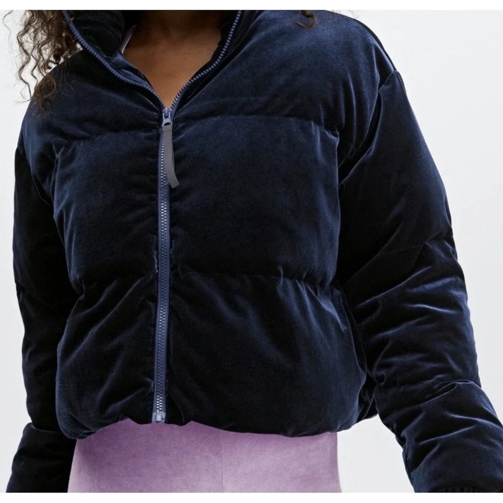 Fabletics Wander Velour Cropped Puffer Jacket Navy Blue Size M